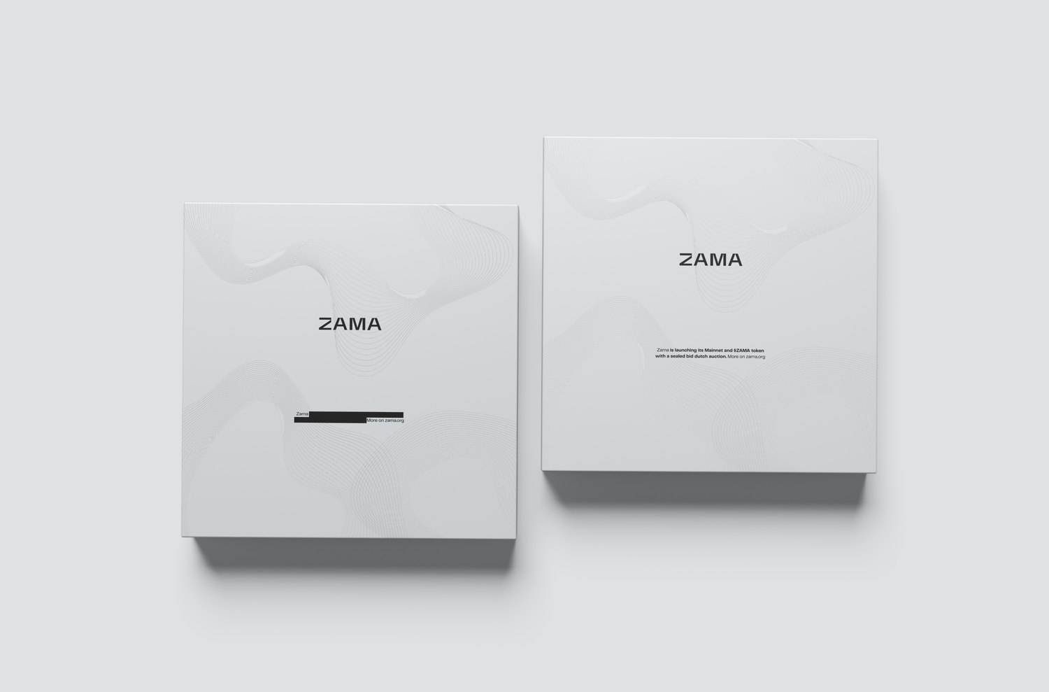 Les deux faces du coffret ZAMA, blanc sur blanc